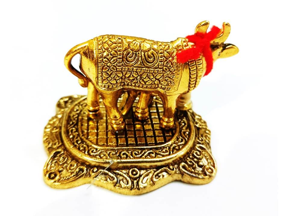 Handicraft Metal Kamdhenu Cow and Calf Idol Gold & Silver Finish Holy Spiritual Excellent Vastu Correction Remedy for Financial Problems